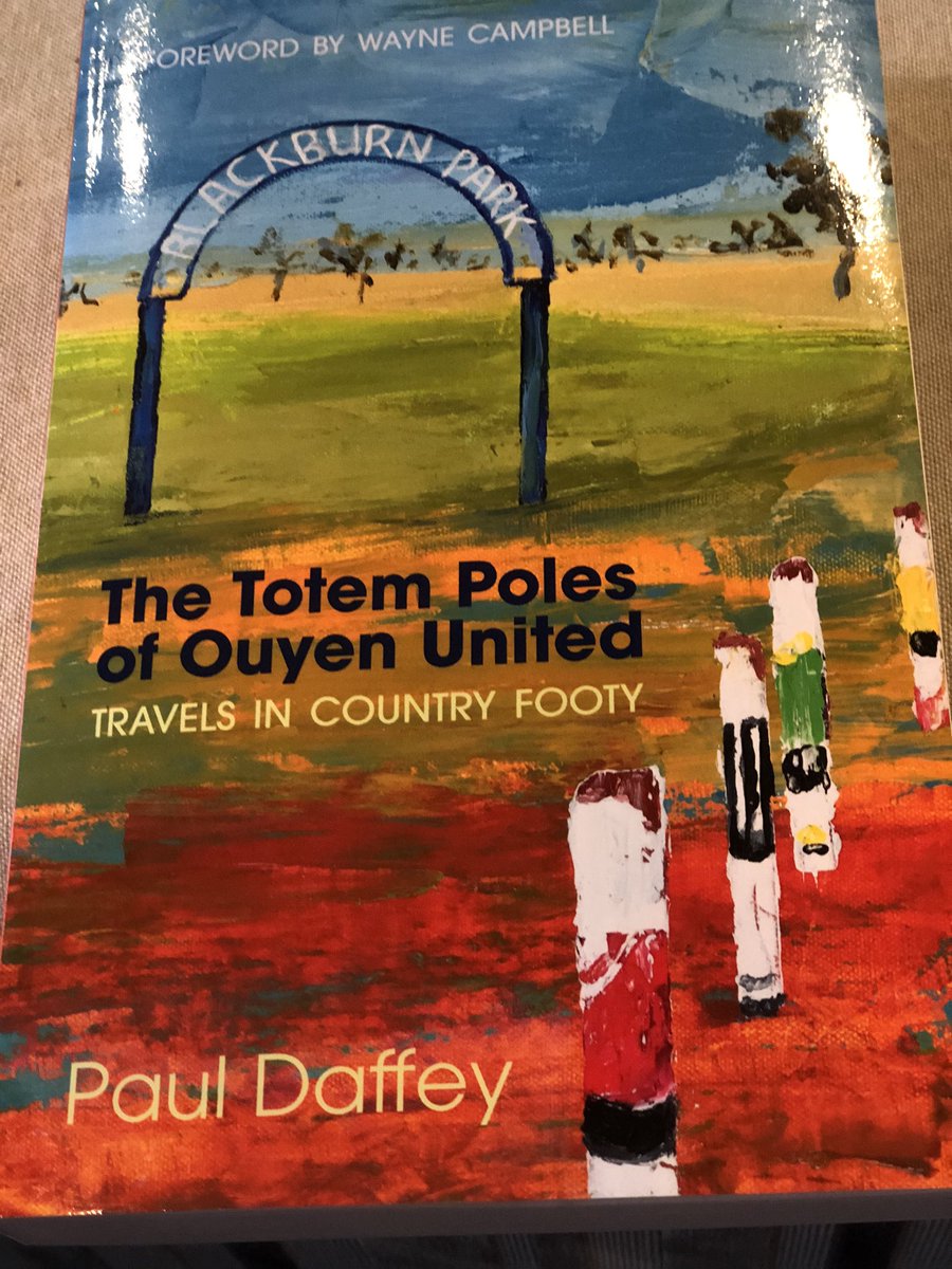 smokiedawson's tweet image. Missing the footy? Then get your teeth into this great book on country footy by my friend @PaulDaffey