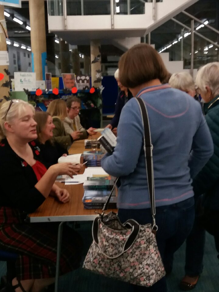 Huge thanks to <a href="/Alison_Bruce/">Alison Bruce</a> <a href="/BarbaraNadel/">Barbara Nadel</a> <a href="/nicolaupsonbook/">Nicola Upson 🏳️‍🌈</a> <a href="/CarolCarman/">Carol Carman 🇪🇺</a> fo letting us into their crime writing world at Huntingdon Library. Thanks to the staff and volunteers for hosting a wonderful evening.
#AuthorsInLibraries #BooksAndSoMuchMore