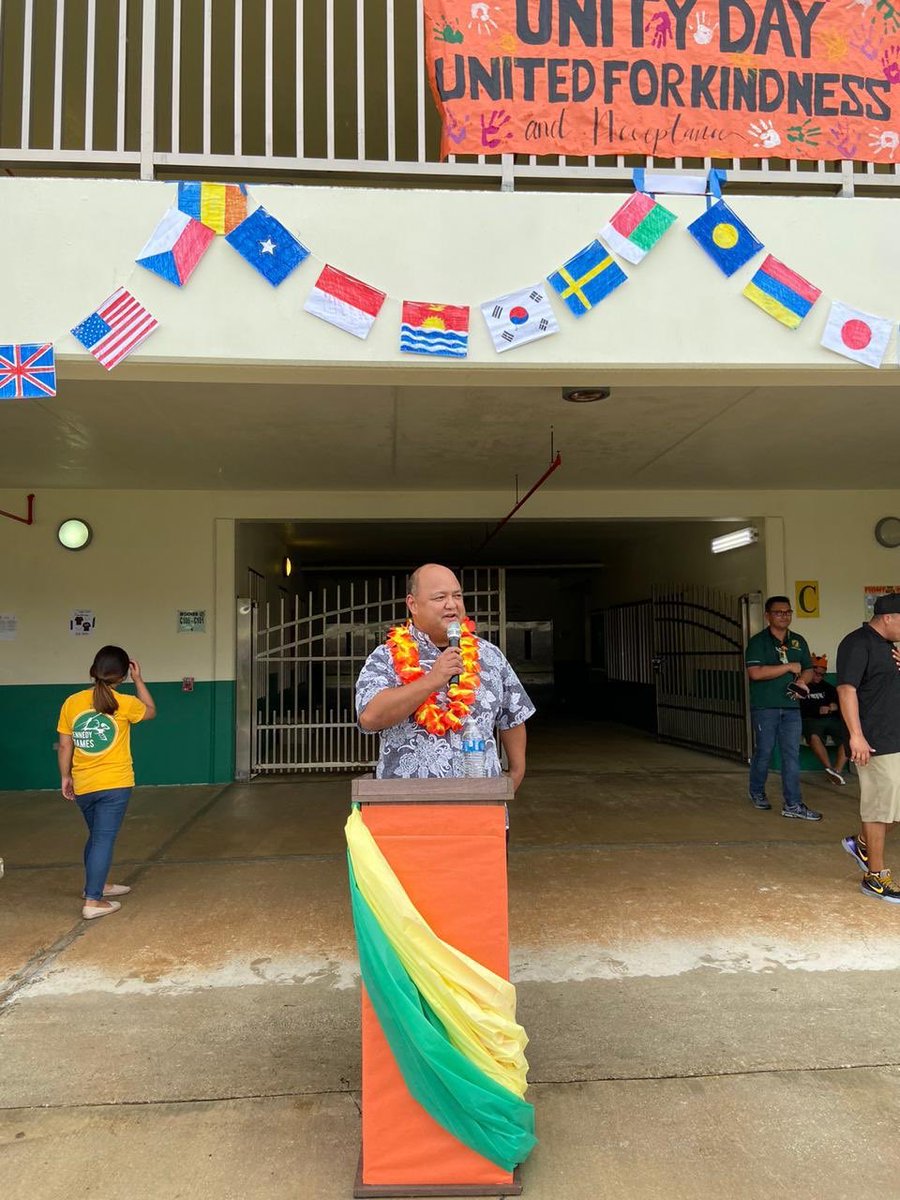 GuamDOE's tweet photo. John F. Kennedy High School celebrated Unity Day on Friday! The celebration promotes kindness and school unity. #GuamDOE https://t.co/9tAhbm3abB