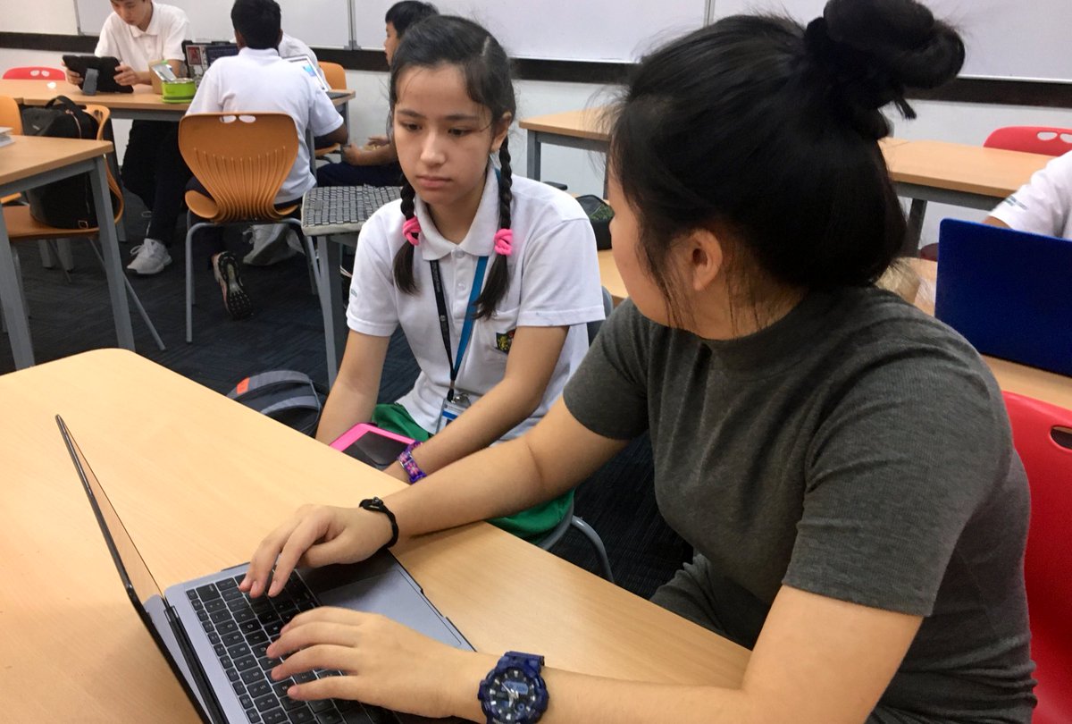2019-2020 Digital Learning Student Leaders are back to work! 
#GISLearning