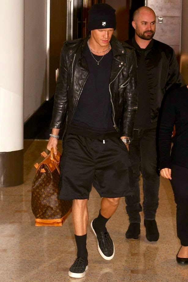 CS_HQ's tweet image. ✈️