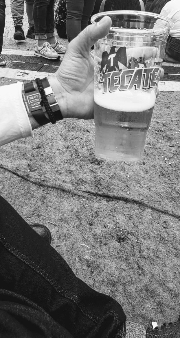WueroSotelo's tweet photo. Sábado de rock @EnGuadalajara @TecateCRDNDA
#CoordenadaGdl #TecateCoordenada.. https://t.co/jXjmkaOLfO