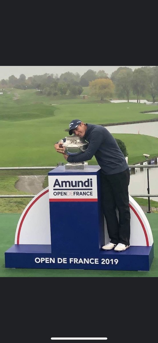 Well done Nicolas.
Très heureux pour toi.