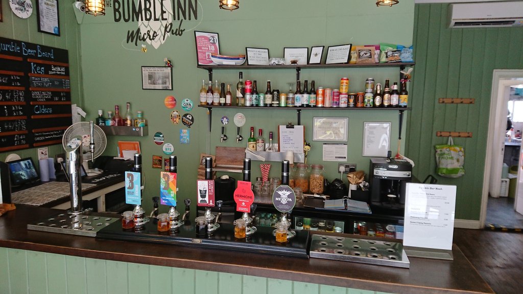 travelsbyadam's tweet photo. Located in Peterborough city centre is The Bumble Inn, a former chemist shop that’s now selling a more enjoyable form of medicine.
https://t.co/dNDK7leb7y
#realale #bumbleinn #bimbleinn #micropub #cambridgeshire #Peterborough https://t.co/nXodLdhO1H
