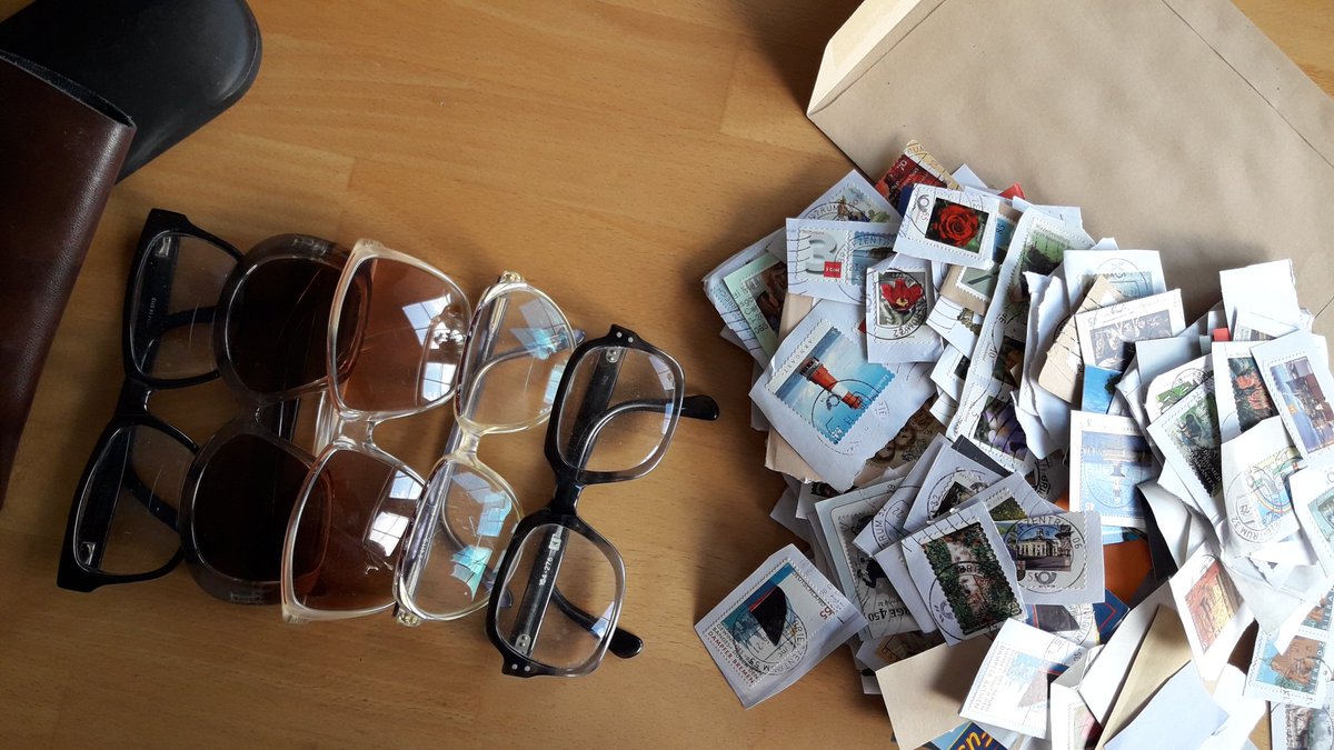 places to donate old glasses