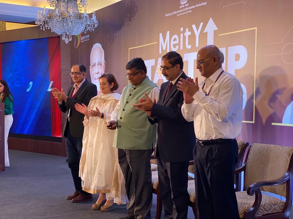 stpiindia's tweet image. Hon’ble MEIT Sh @RSPrasad is launching #MeitYStartupHub, #TIDE2.0, #BHIM2.0 &amp;amp; #ISPR at #MeitYStartupSummit. #STPIINDIA @GoI_MeitY @OfficeOfRSP @SanjayDhotreMP @Omkar_Raii @NASSCOM @SecretaryMEITY @_DigitalIndia @cdacindia @debjani_ghosh_ @startupindia @YourStoryCo @nijunction