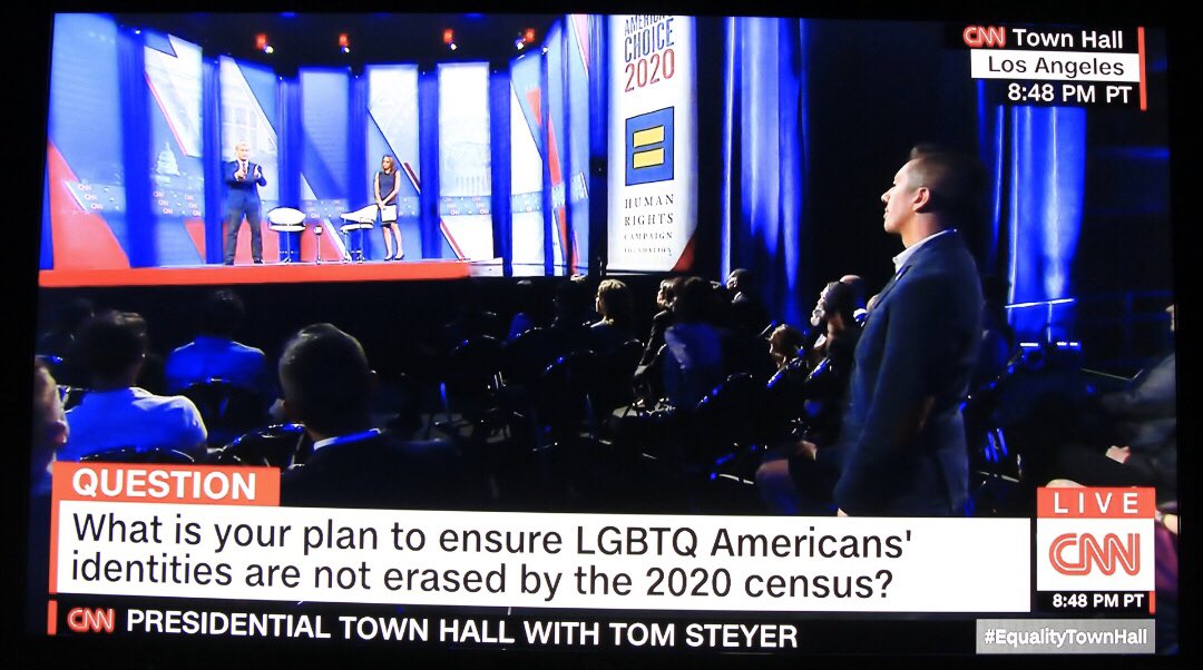 kmed8's tweet image. First tweet! Throwback to the #lgbtqtownhall last week. #equalitytownhall #datadaddy @CNN