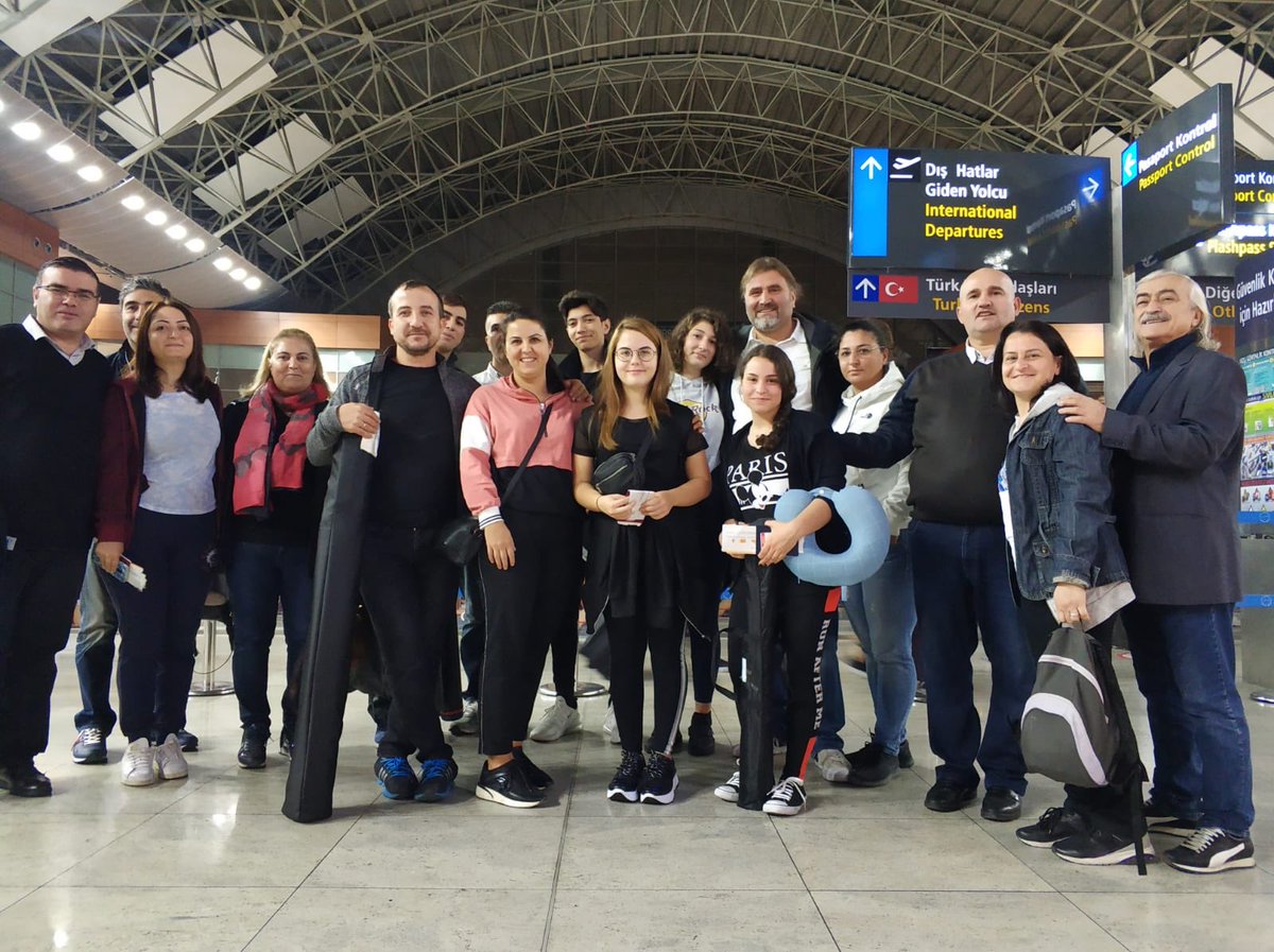 Doğa Koleji Florya Kampüsü (@floryadoga_) on Twitter photo Florya Doğa Koleji Öğrencilerimizden Zümra İdil Şener ve Rana Eyit isimli öğrencilerimizi monstratec bilim olimpiyatlarında altın madalya için yarışmak üzere Brezilya’ya uğurladık. Öğrencilerimize başarılar diliyoruz. @TamerrAktas @dygaldmr <a href="/AliRizaLule/">Ali Rıza Lüle</a> @SanemBH <a href="/nazli10er/">Nazlı Sert</a> Florya Doğa Koleji Öğrencilerimizden Zümra İdil Şener ve Rana Eyit isimli öğrencilerimizi monstratec bilim olimpiyatlarında altın madalya için yarışmak üzere Brezilya’ya uğurladık. Öğrencilerimize başarılar diliyoruz. @TamerrAktas @dygaldmr <a href="/AliRizaLule/">Ali Rıza Lüle</a> @SanemBH <a href="/nazli10er/">Nazlı Sert</a>