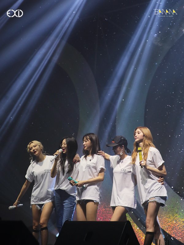 EHYsP2wUUAI1CKX?format=jpg&name=900x900