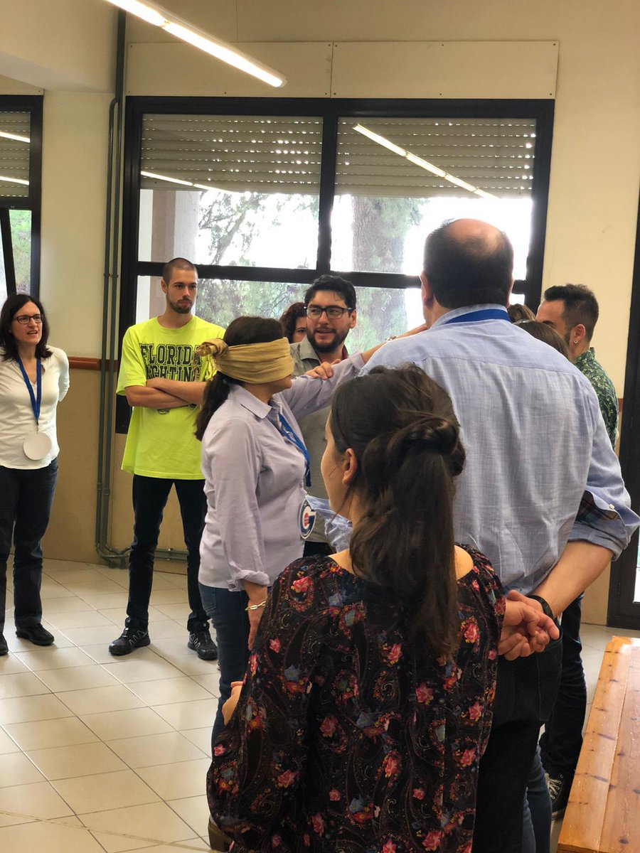 Con mucho orgullo puedo decir que pertenezco al equipo de uno de los mejores y más longevos másters de la Universidad de Barcelona, el Máster Autoliderazgo y Conducción Grupos - Universitat Barcelona y este fin de semana hemos estado de aniversario celebrando ¡30 añazos!