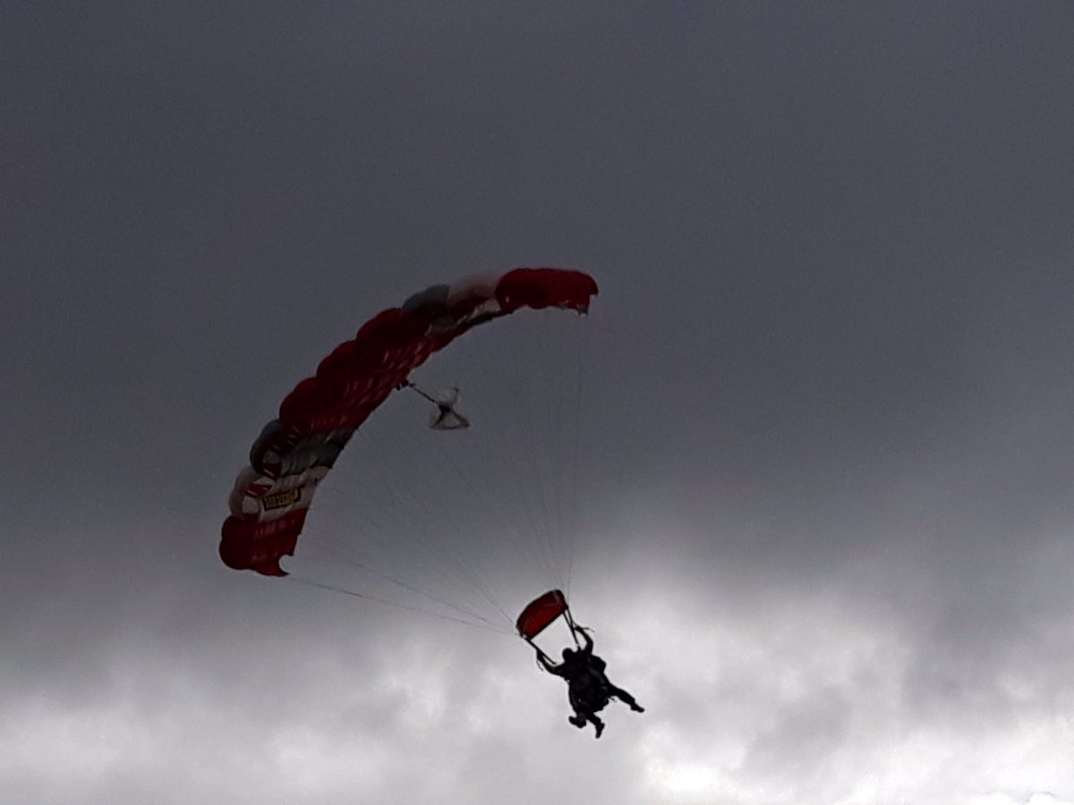 Very proud of Hannah and Alan of Team Bushboard doing their Skydive for Alzheimer’s society yesterday