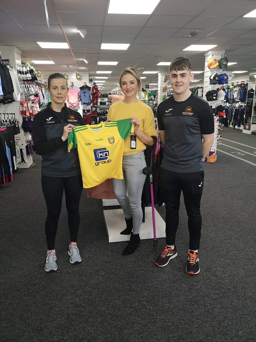 💚💛We want your old Donegal Jerseys💚💛

<a href="/nikkibspeaks/">Nikki Bradley</a> is travelling to Africa with Alps on her latest challenge and if you have a second hand Donegal jersey that you can donate, please drop them in-store by tomorrow evening and we will give you 10% off a new one😍