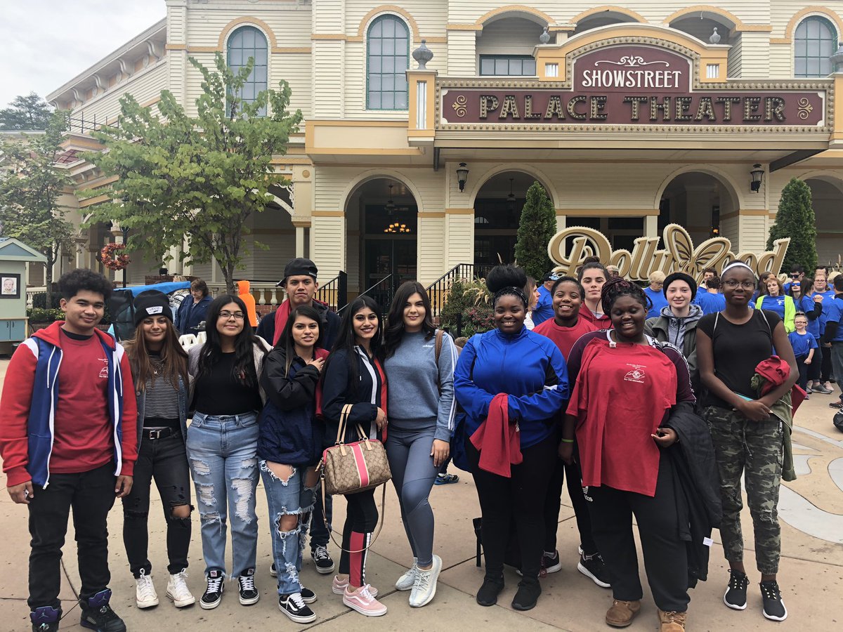 Key club fall rally. We had so much fun at Dollywood. #lhs #keyclub