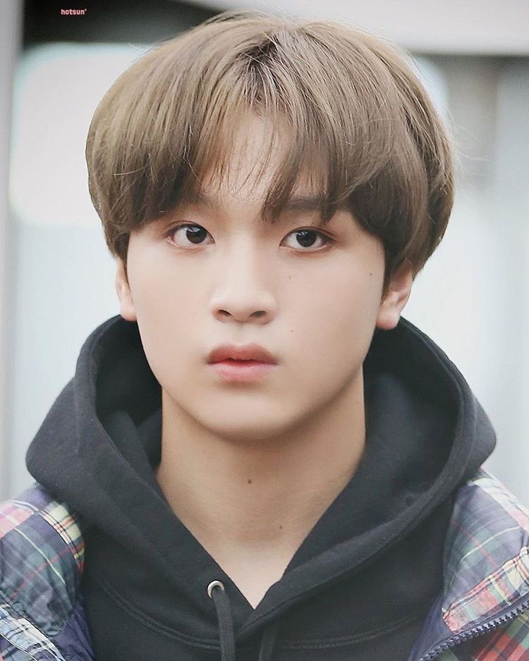 NCT ヘチャン ポラロイド レア nct ヘンドリー トレカ チェキ風ポラロイド 4枚 セット xyz