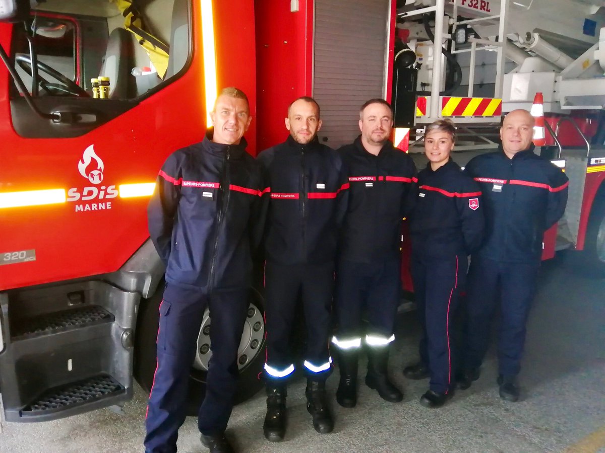 [IMMERSION] Accueil ce jour de 4 lieutenants FILT97 (<a href="/Sdis02/">SDIS de l'Aisne</a> <a href="/Sdis59/">Sapeurs-pompiers du Nord</a> <a href="/SDIS54/">SDIS 54 Pompiers</a> <a href="/sdis52/">Sapeurs-Pompiers de la Haute-Marne / SDIS 52</a>), en immersion opérationnelle avec le <a href="/SDIS51/">Sapeurs-pompiers de la Marne</a> pour 2 semaines. Au programme : doublure de chef de groupe, visites de l’ensemble des partenaires, visites de préventions... 👩🏼‍🚒🚒👨🏻‍🚒