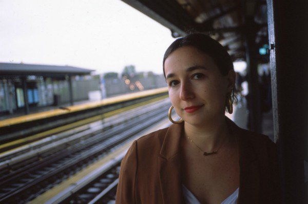 Music Video Auteur Allie Avital Joins Smuggler For Spots: Music video auteur Allie Avital has signed with Smuggler for worldwide commercial representation. Smuggler will also handle the New York-born and raised director for music videos. She had formerly… dlvr.it/RGf1NL