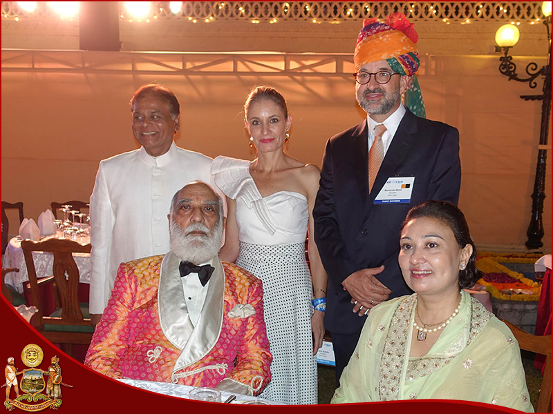 ArvindSMewar's tweet photo. Attended the Gala Dinner hosted by CII-FBN India Chapter at Manek Chowk along with my family. #GalaDinner #CIIFBN #Udaipur #Rajasthan https://t.co/mzwhuJP2BE