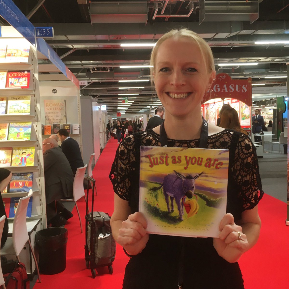 Great to be at Frankfurt Book Fair last week. So many wonderful books and people! Even got a peek at my next book, publishing with @KevinMayhew in January. #fbm19