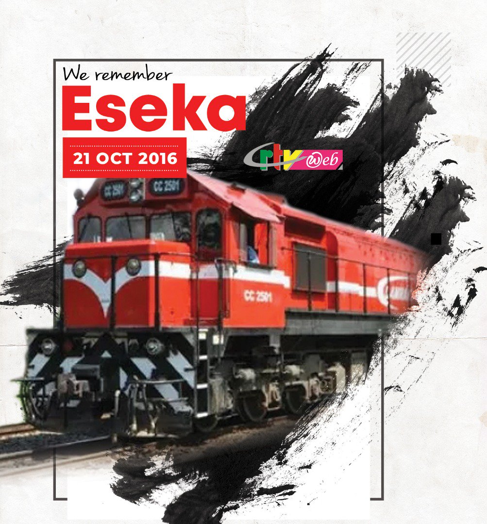 Une bougie pour les 551 blessés et les familles des 79 personnes décédées dans l'accident du train 152 Intercity survenu il y a 3 ans  près de la gare d'Eséka sur la voie ferrée Yaoundé - Douala.  
#Remember_Eseka
#Cameroun
#Cameroon