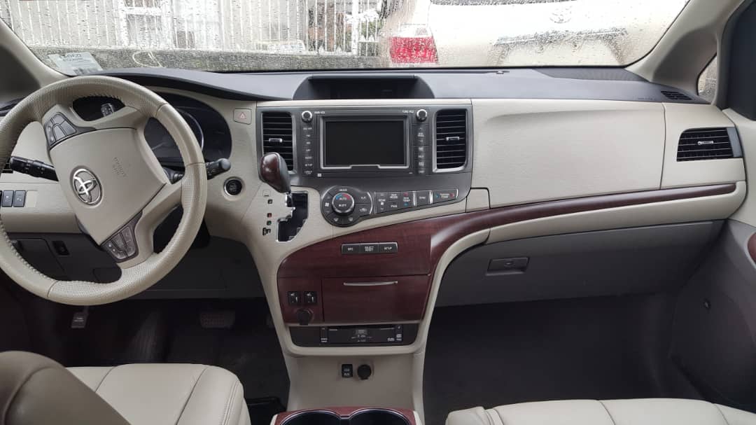 OrcbLimited's tweet image. Sienna xle 2011, Tokunbo, Clean &amp;amp; working perfectly, all you have to do is buy &amp;amp; drive, nothing to fix, Asking Price is #6.5M but negotiable, if interested or you need any other car or you want to Sell/Fix your car contact us on 08180910184 or orcbagents@gmail.com