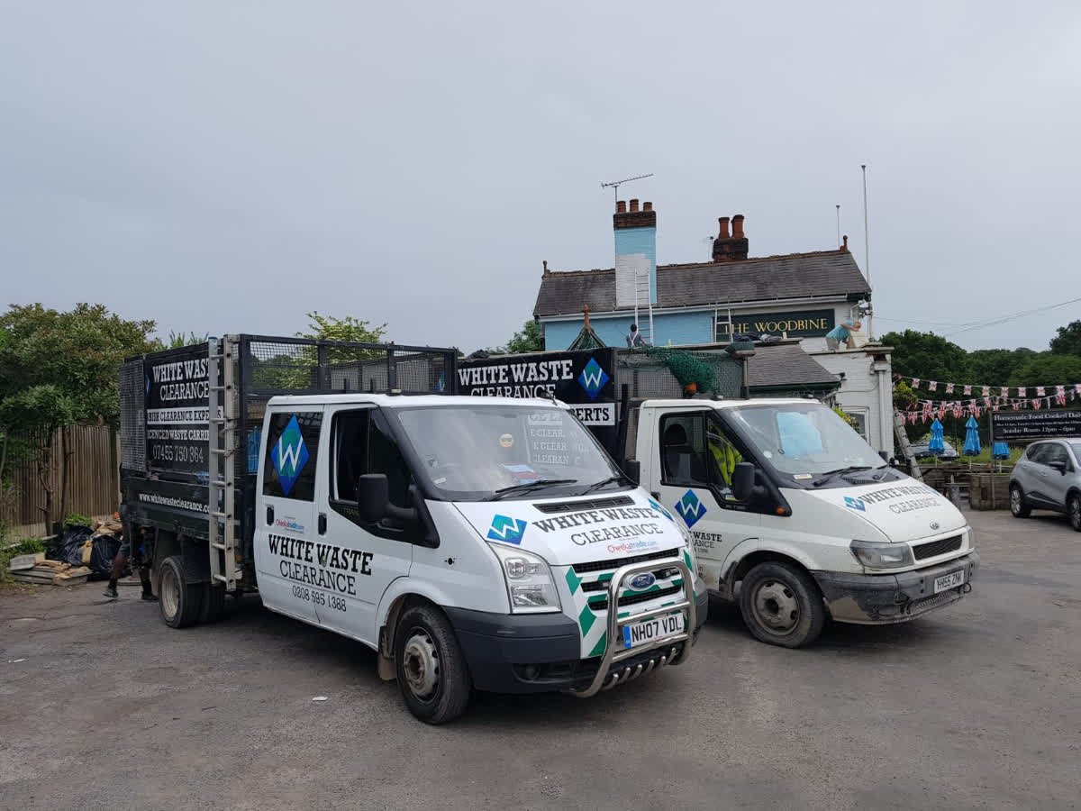 white__waste's tweet photo. Visit our website to see what service we could offer you.
We clear all types of domestic & commercial rubbish - 020 8595 1388
https://t.co/ZakOehOJSw
#Romford #Barking #EastLondon #WasteDisposal #MiniSkips #OnTheTools #Essex #WhiteSkips #WhiteSkipHire #RollOnOff https://t.co/SbOd7ib6TJ