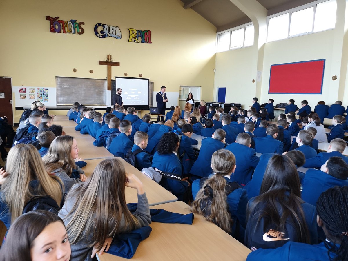 SaintsCollege's tweet photo. We were delighted to have the Lord Mayor of Belfast @johnfinucane at our Yr 8 assembly this morning where he presented pupils with certificates for the Drug Awareness film produced in partnership with @KidsInControl1 https://t.co/Ua68iNrvaq