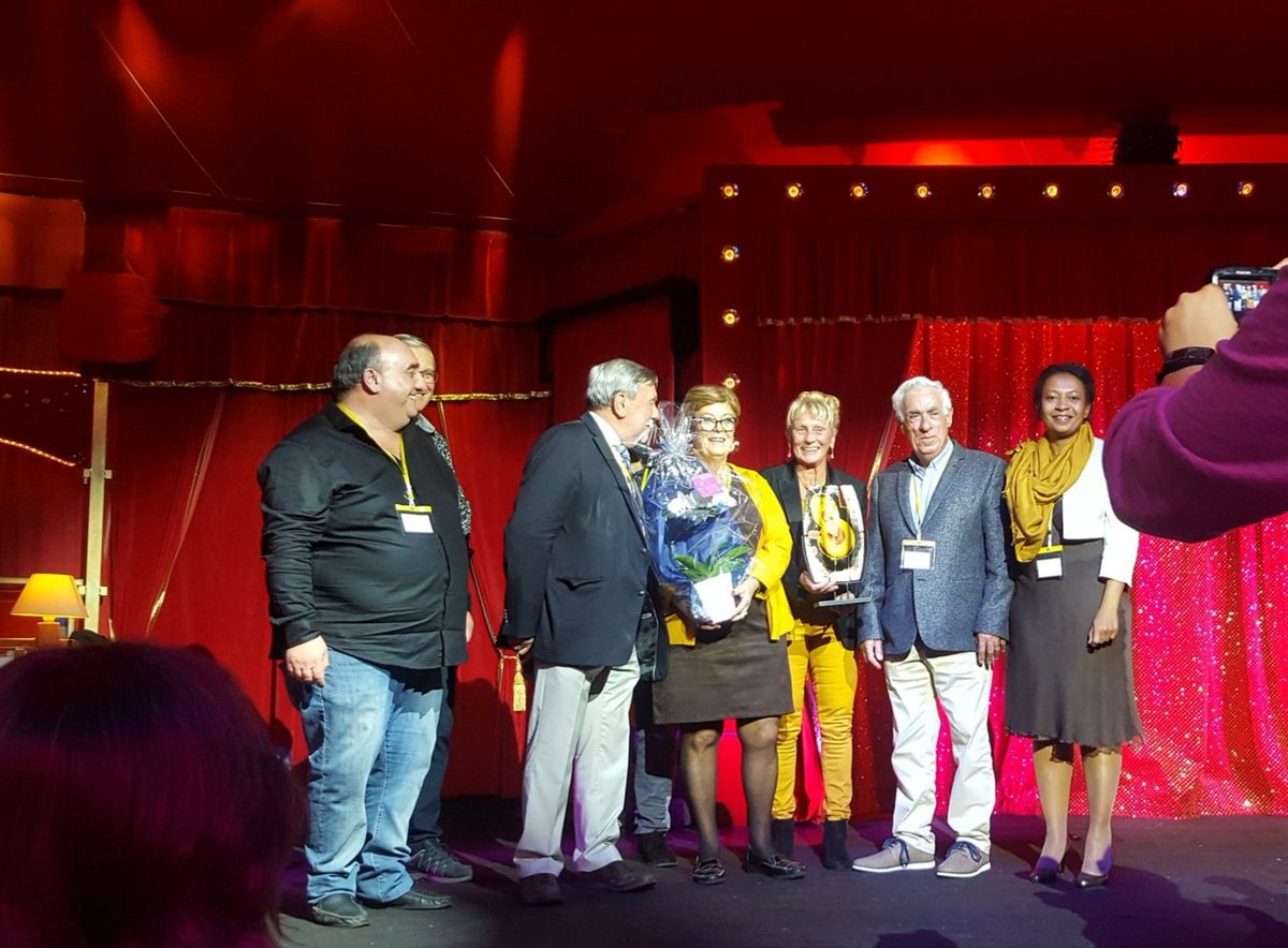 Très belle soirée <a href="/CirqueImagine/">Cirque Imagine</a> pour fêter les 50 ans de l'OMS. Une nouvelle occasion de saluer l'implication des bénévoles comme Maria Colombier, engagée depuis 40 ans auprès de l'OMS et de nos clubs sportifs, en présence de Maurice Charrier, maire honoraire de notre ville.