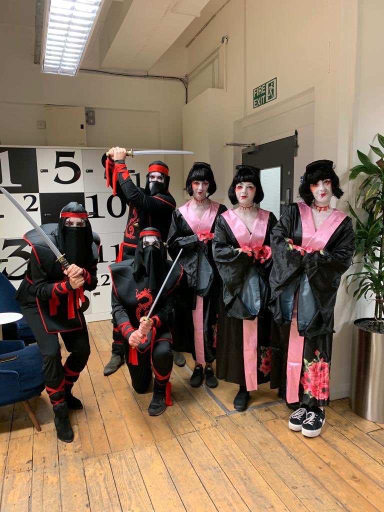 Showcase tweet media