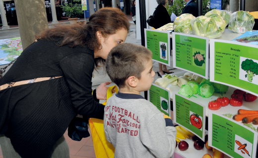 bonehouseroma's tweet photo. L’#alimentazione dei pi�� #piccoli deve includere #calcio, #proteine e #vitamine. Alla #bonehouse troverai tanti consigli sulla #dieta per i bimbi. Prenota qui👉🏼 https://t.co/vHIIsLwOA1 #fondazionefirmo #siotortopedia #villamiani #bonehouseroma19 @FondazioneFirmo @SIOTOrtopedia https://t.co/cxaZX6ftuG