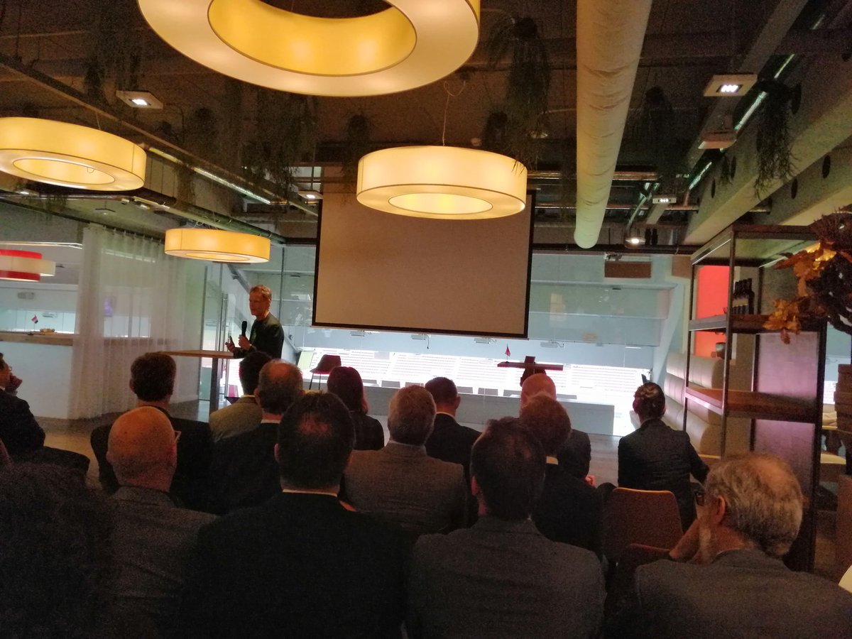 NetCanCoC's tweet photo. Thanks to #brainportdevelopment for the #DDW tour, starting with #PSV and Mayor Jorritsma. Cooperation feeds innovation! https://t.co/Jmwn362tRr