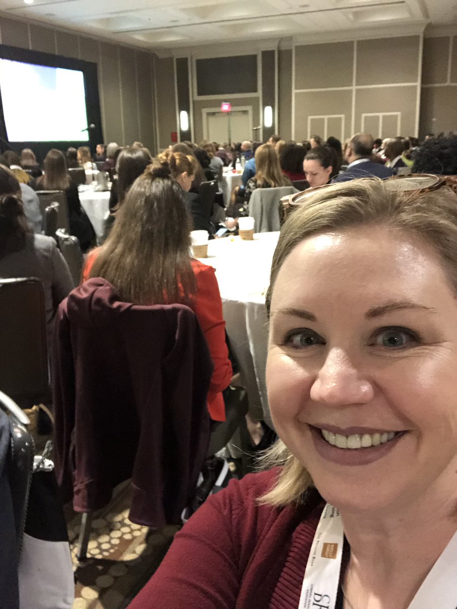 ingridswilhelm's tweet photo. Happy to be surrounded by hundreds of amazing nurses! Proud to call myself a Jonas-Hearst PhD Scholar. Representing @OUNursing at the #JonasScholarsConference https://t.co/iwW0Pw42oO