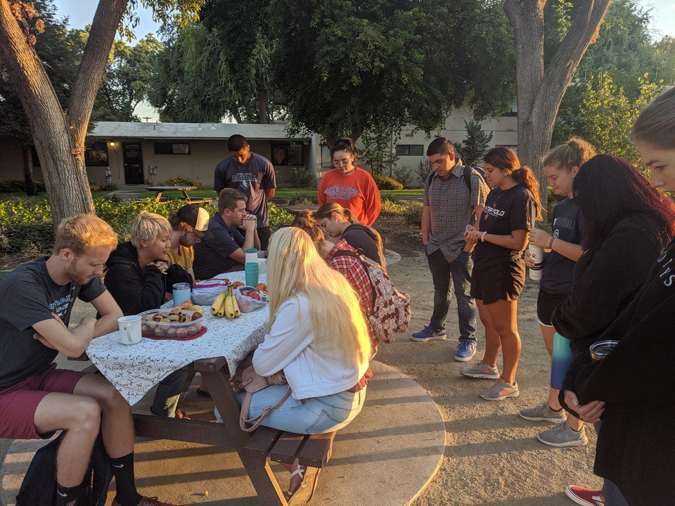 acc_climate's tweet image. Our Campus Sustainability Ambassador, Erika Enomoto has been hard at work this semester with @FPUShalomClub creating engaging events at @fpu. Thanks to Erika for all her hard work! 
#StudentsofCSCS #CSCS