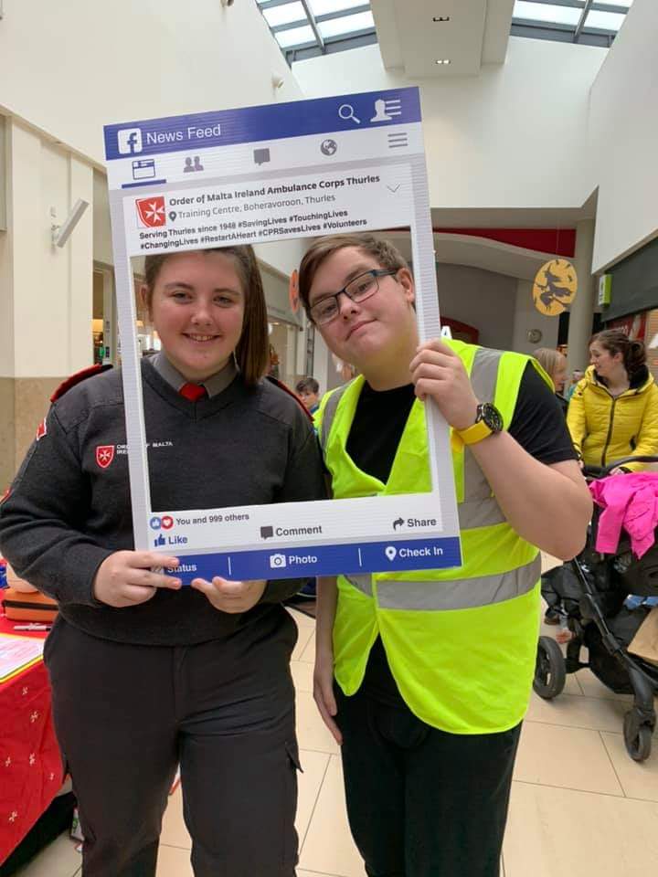 OrderofMaltaIRL's tweet photo. Last Saturday our volunteers from Thurles lent their support to the trojan effort nationwide in promoting CPR awareness through the #Adamsgift19 and #RestartAHeart initiatives at Thurles Shopping Centre. Well done.
@ThurlesTown #savinglives #touchinglives #changinglives https://t.co/8lwy3kQtQt
