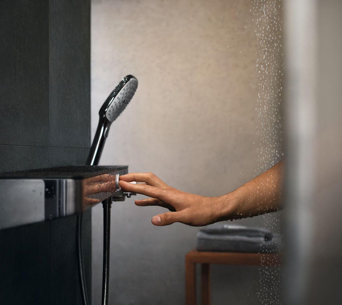 hansgrohe thermostatic shower valves mean you can say goodbye to those annoying temperature fluctuations, and are available in a range of styles, from the simple to the ultra-modern.