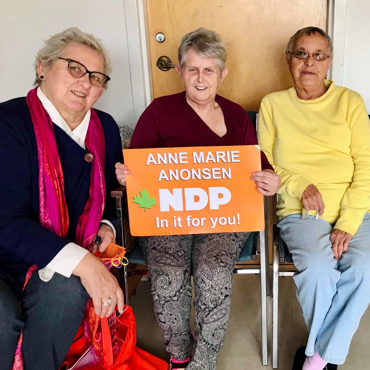 AMAnonsenNDP's tweet photo. Today day is the day: Get out and Vote!

Choose someone who puts people at the heart of every decision.

Vote NDP. Vote Anne Marie Anonsen.

In it for you. In it for St. John’s South – Mount Pearl.
#NDP #elxn43 #cndpoli #nlpoli https://t.co/r4nw587f7l