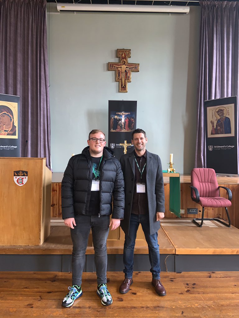 edmundrice_eng's tweet photo. Thanks to Joe Lynam, past pupil of @StEdwardsColl, for speaking to students about opport for further involvement with our Network! #youthministry #ERNetwork https://t.co/OzMKZkEvP9