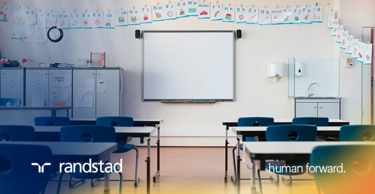 RandstadJobs's tweet photo. @Susan_Serenity We’ll be picking another winner next Monday. All you need to do is share the following link along with our hashtag #BestInClassComp for the chance to #win a £30 Paperchase voucher! https://t.co/CpVVEPwHTW #competition https://t.co/j9JdENfIqq