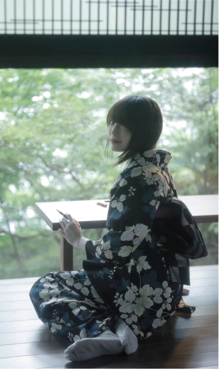 女性声優の靴下足裏 上田麗奈さん デジタルフォトブックの わすれな 今日から販売開始ですので T Co Vlaqab2kfv Twitter