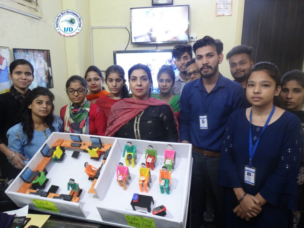 InstituteforSk1's tweet image. Project Present by Data Operator Students.
#DATAOPERATOR
