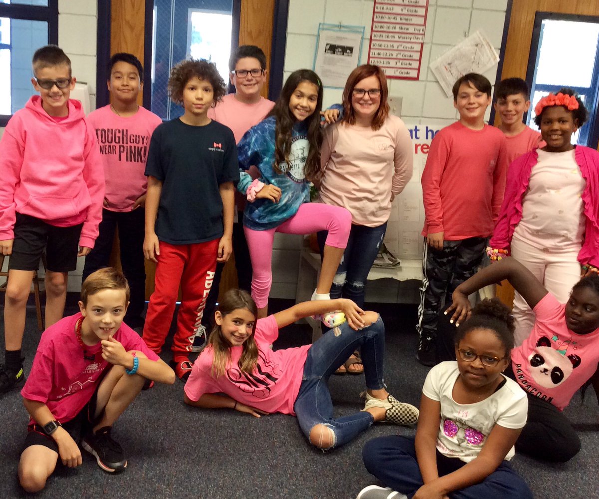 Think Pink!
#hcslibrarymedia #hcsleads <a href="/oceandrivereads/">@sbrown002</a> <a href="/odelementary/">OD Elementary</a> #odeleads #odreads