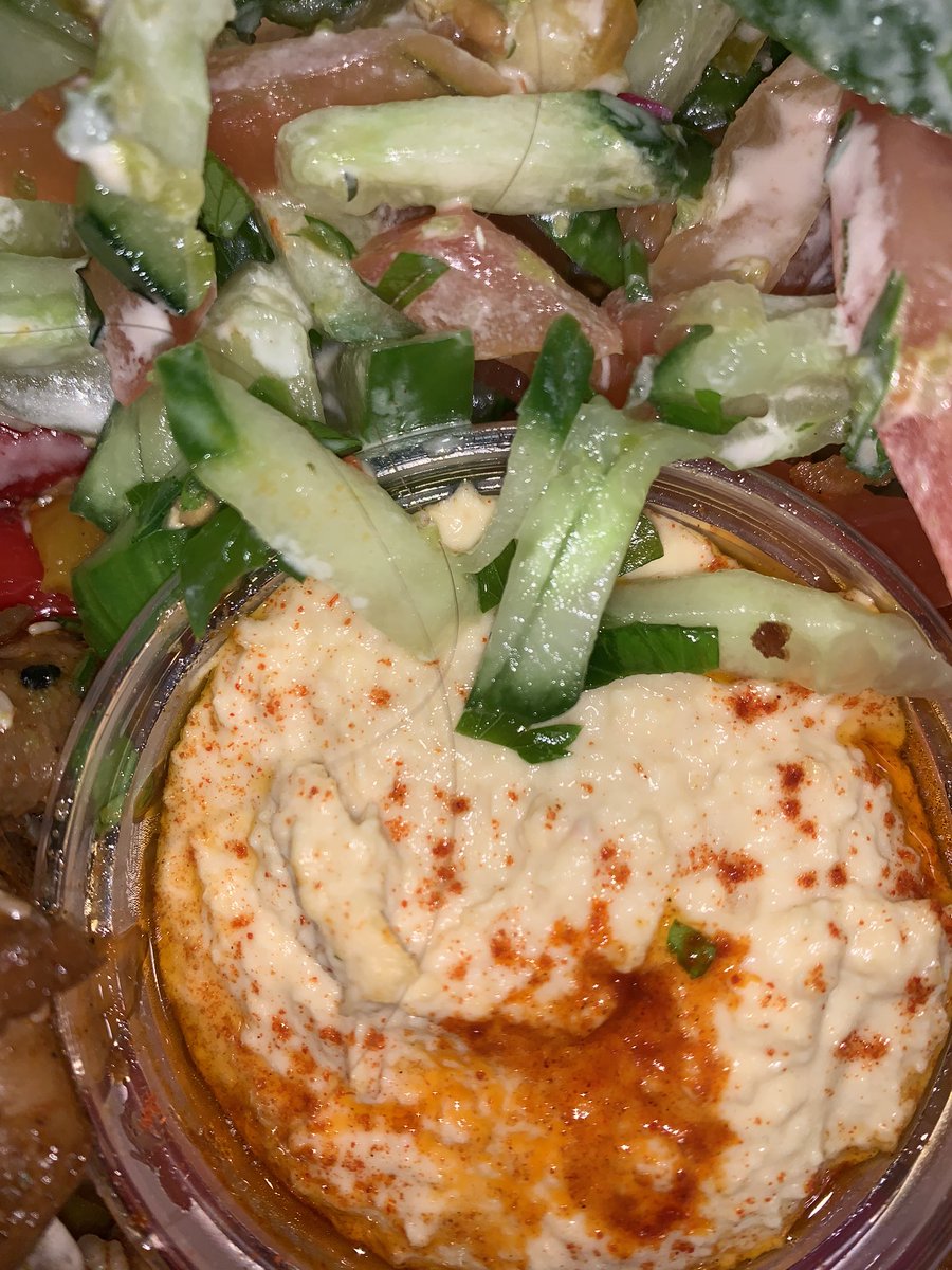 katyhenstockxo's tweet photo. When u walk all the way to @GoFalafel then get back to the office to find this in your lunch. And.. then they don’t answer the phone about a refund / new food. Starving and FUMING !!!! @GoFalafel https://t.co/q7mFKmmLlB