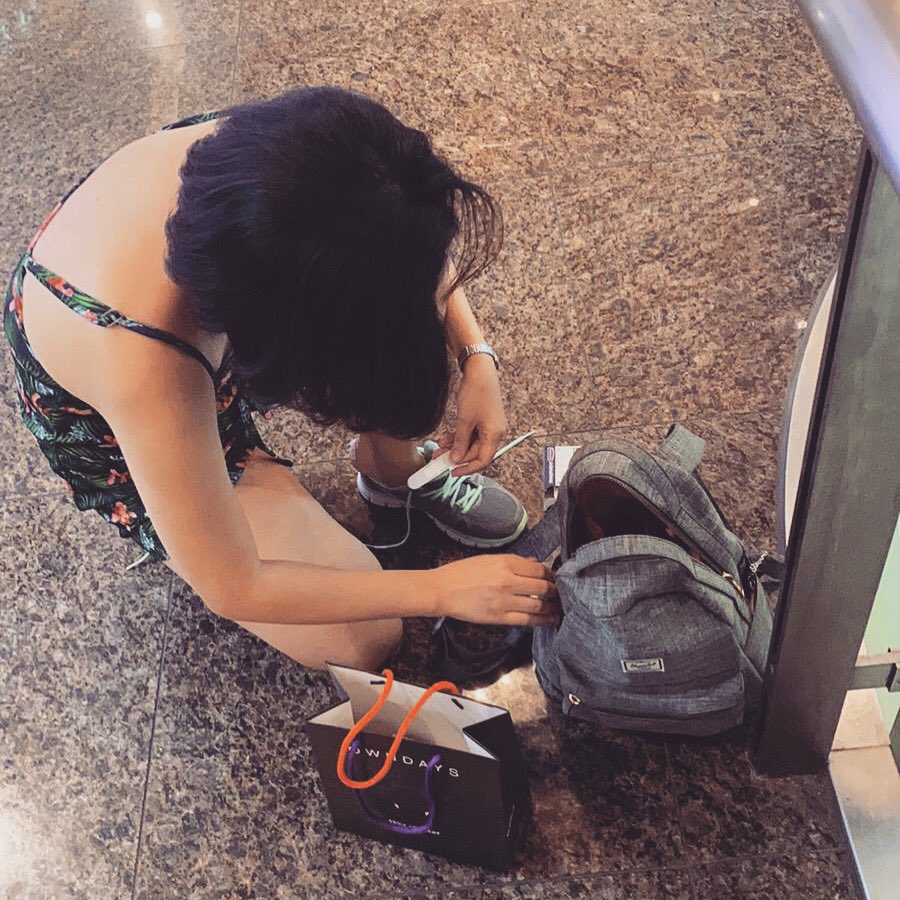 AbigailZeke's tweet photo. Fixing my ankles #whenshopping https://t.co/YJSVorQ6oC