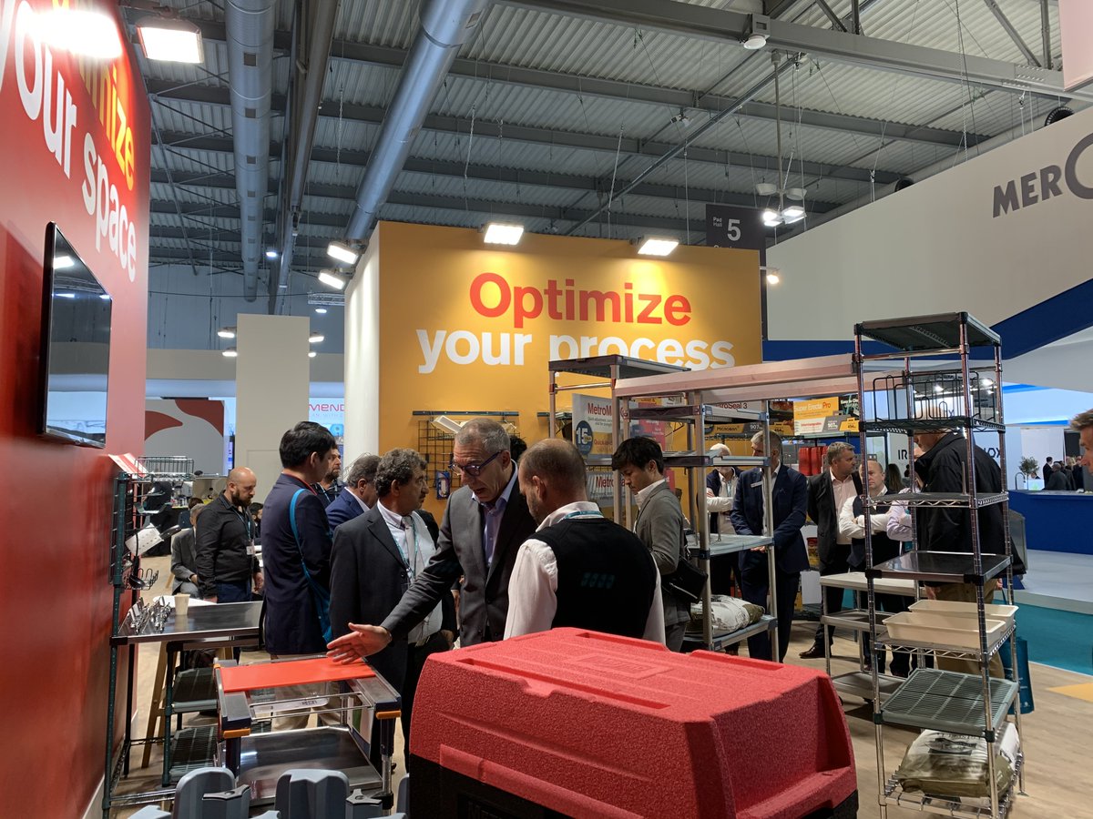 MetroFS's tweet photo. HostMilano is going great!
Make sure to stop by our booth H12 😀
#MetroFoodservice #HOST #HOST19 #TradeShow #AliGroup https://t.co/FNMBaVHpg3