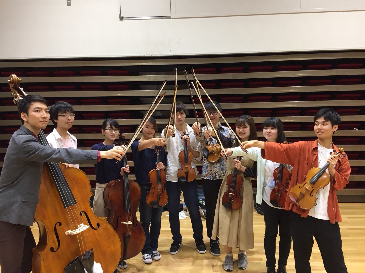 中央大学管弦楽団 名曲喫茶 多摩の森 曲紹介 曲名 パイレーツオブカリビアン 映画でおなじみパイレーツオブカリビアンメドレーです おなじみのかっこいいメロディーをお聴きください 演奏予定時刻は15 30 です