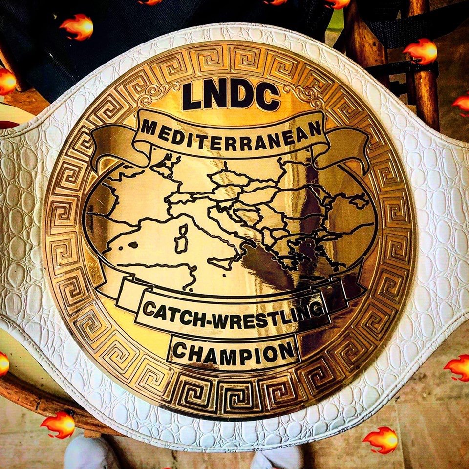 explorenca's tweet photo. Samedi 26 octobre, #LaNuitDuCatch se tiendra à #Nice06 ! 💪
Un évènement exceptionnel présenté par Guillaume Lepers (@KingBeastPro) et qui verra couronné le 1er Champion Méditerranéen ! 👑

🎟 :  https://t.co/Oyr4z1aSQn

#ExploreNiceCotedAzur #Wrestling 
#NiceCotedAzur https://t.co/gPVqXYcBuS