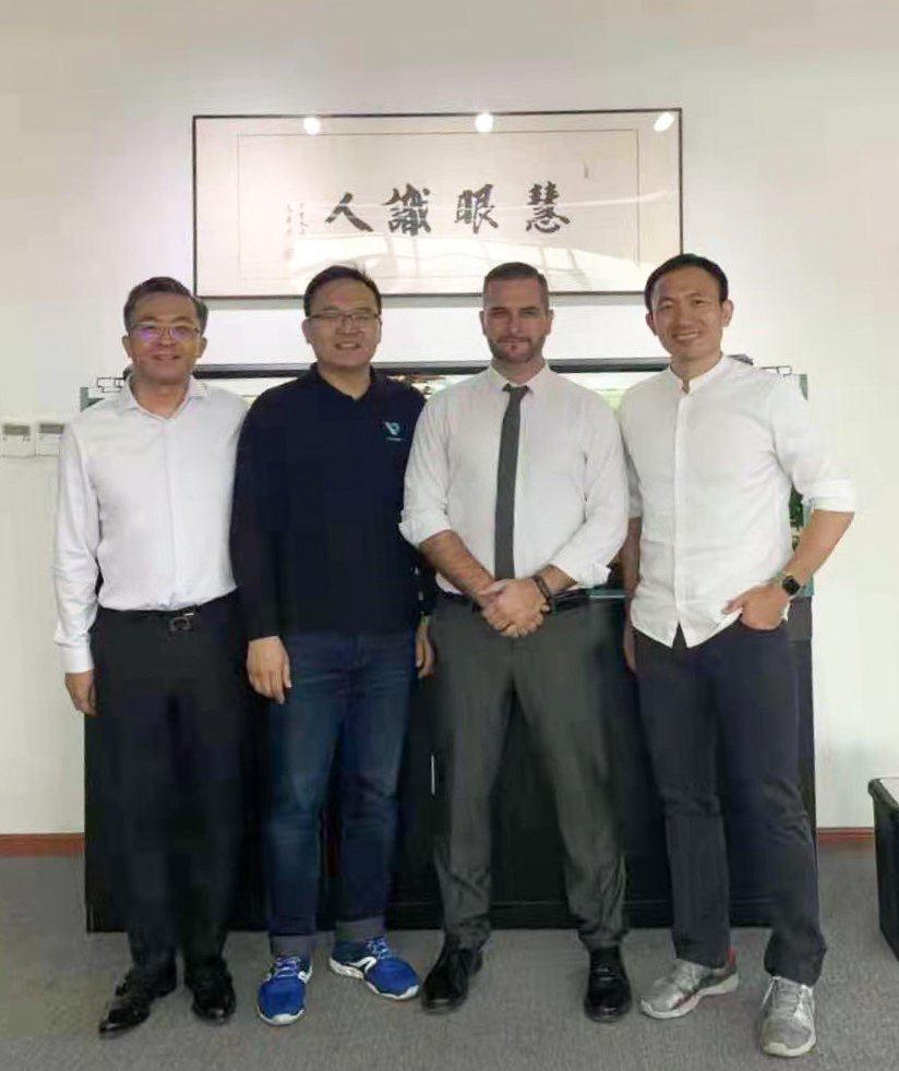 Joinpad's tweet photo. At the 2019 World Conference on VR in Nanchang, #China: thanks to Wu Fei, CEO of @LLVISION_BJ for mentioning our joint partnership during his panel, describing our #AugmentedReality software as a "standard of high quality", and for inviting us at their office!

#AR #industry40 https://t.co/FtfAdtnv44