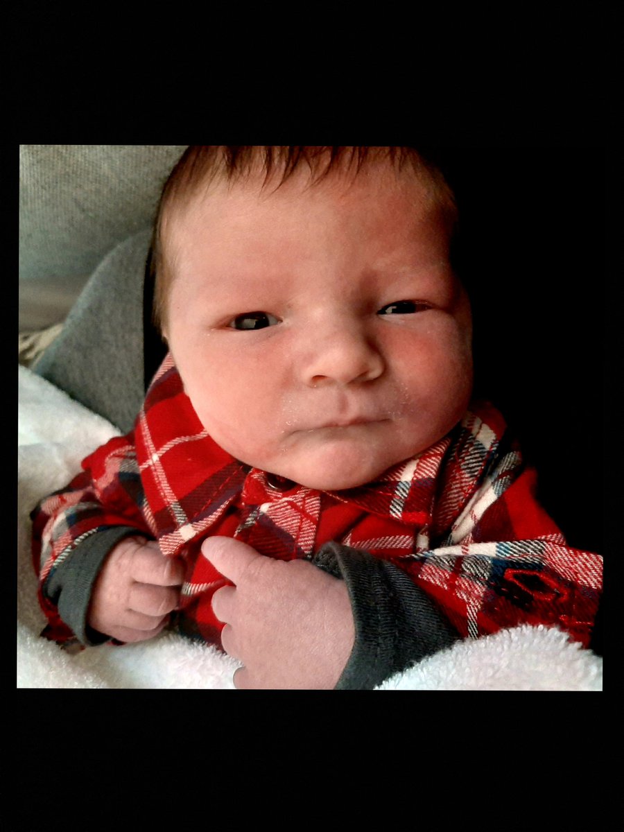 Vers van de 'pers'.... My boy 💙
#VERLIEFD

#newborn #baby #Jack