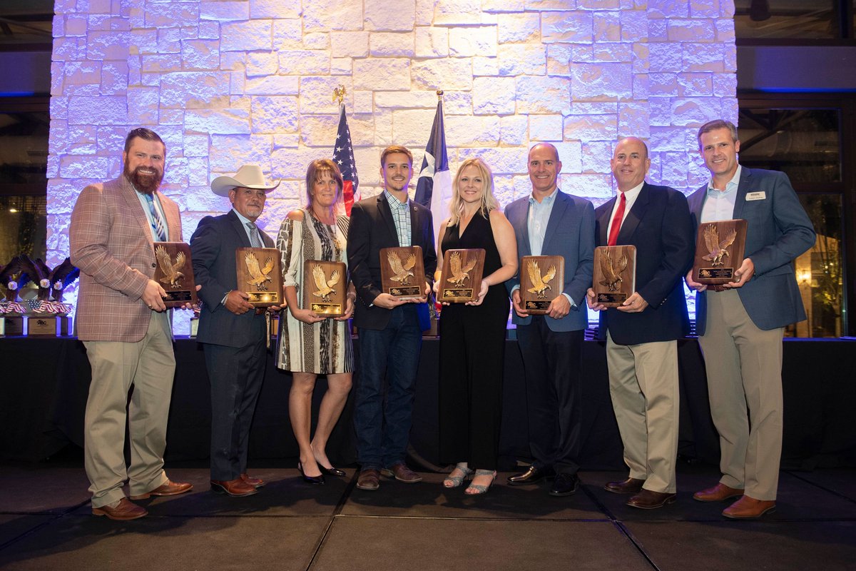 whiteconstcom's tweet image. On October 9th, #WCC was recognized as a “Best of the Best” and Platinum STEP recipient at the ABC Central Texas Chapter 2019 Safety and National STEP Awards banquet. Congratulations to our Austin team!