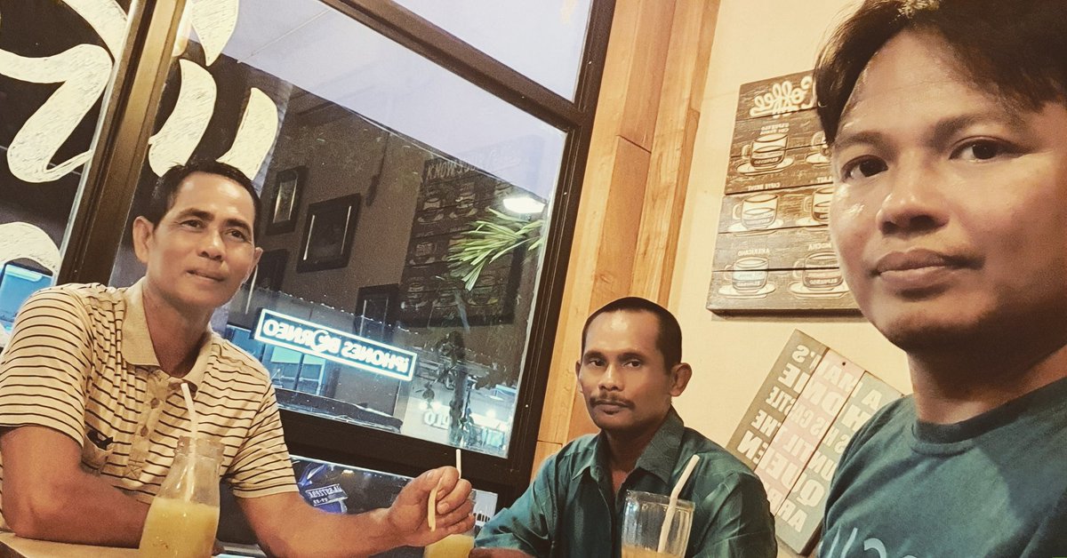 NGOPInya cuma ber-3, tp berkualitas, ttp Ngobrol Aspirasi. Diskusi tentang Penyuluh Swadaya &amp; Festival Sulangai. Produktif dalam suasana santai, meski yg dibicarakan nun jauh di Tabalong...

#ayolebihbaik
#berkhidmatuntukbanua
#PKSKalsel
#fraksiPKS
#DPRDKalsel
<a href="/pkskalsel/">PKS Kalimantan Selatan</a>