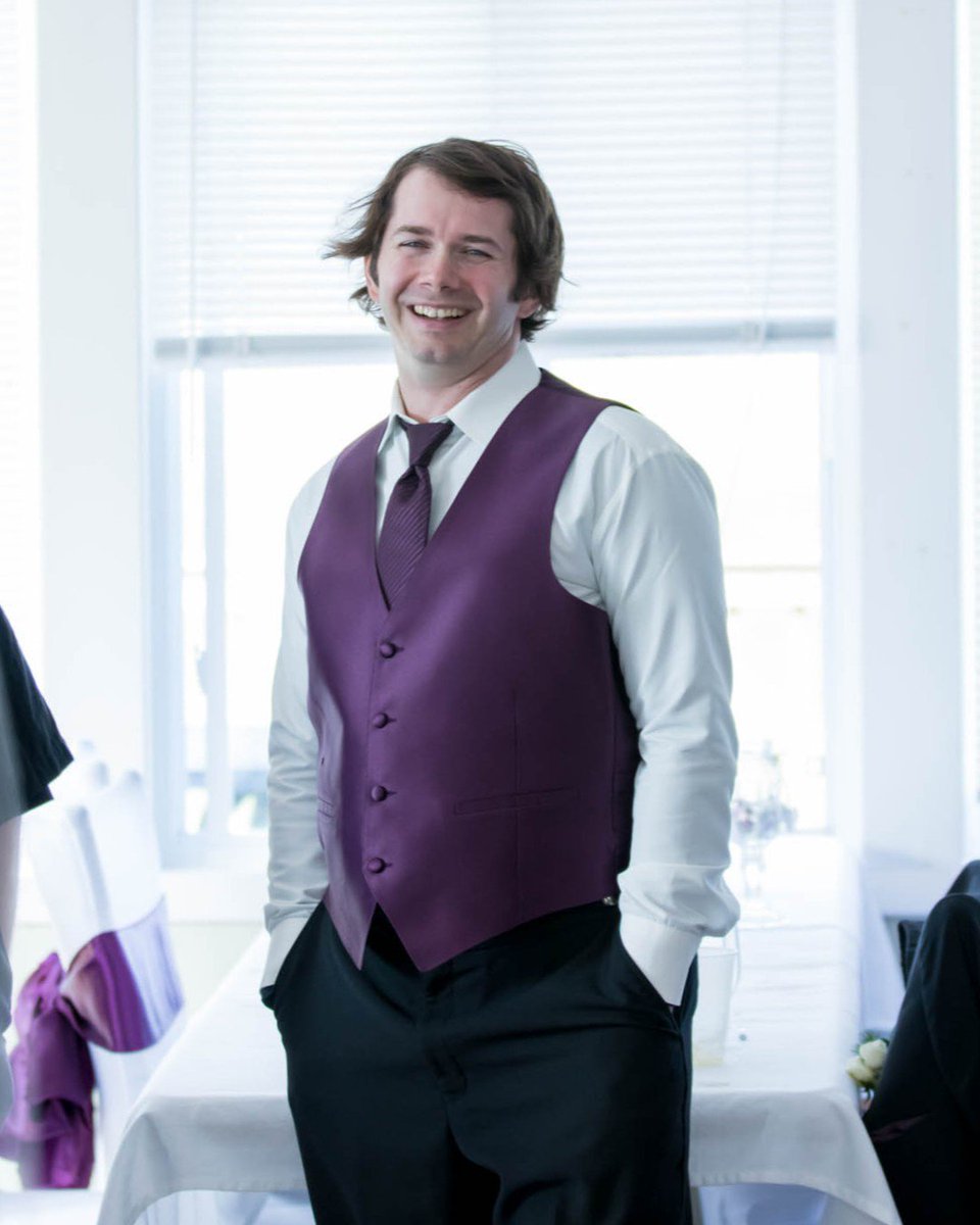 Feel good! You just made it through another Monday! Message us for session rates and availability. #weddingphotographer #tux #mainephotographer #mouseisland #eventphotography #newenglandphotographer #presqueislephotographer #groomsman #weddingparty #weddingreception